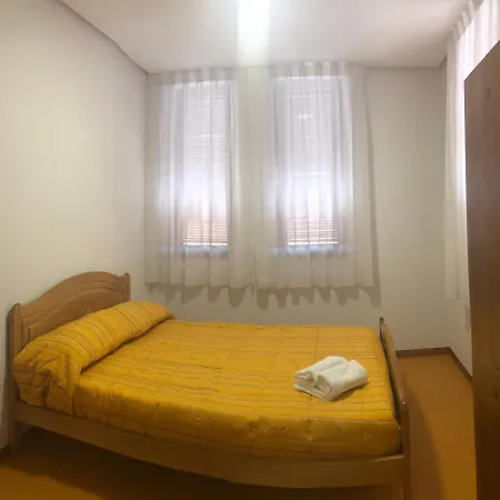 Ecoalbergue La Mola Hostel *