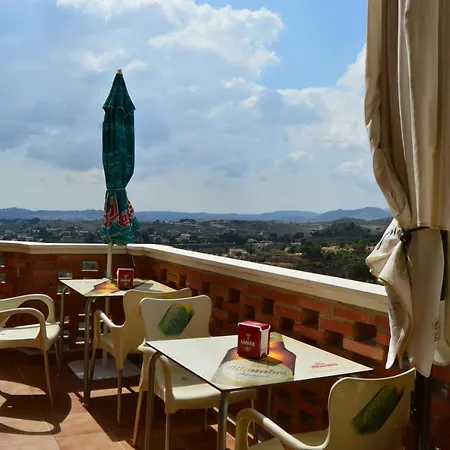 Ecoalbergue La Mola Novelda